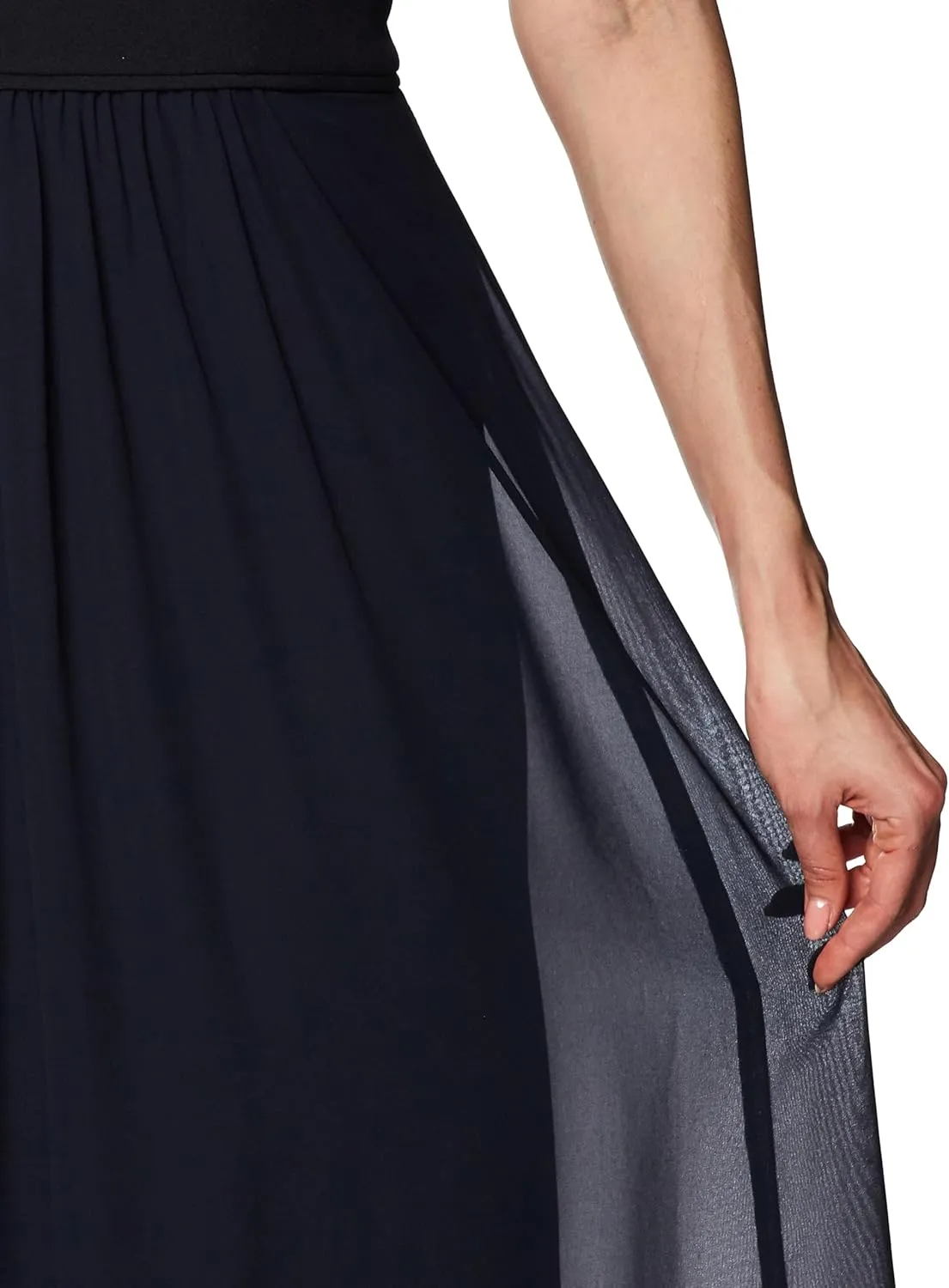 Adrianna Papell Women's Crepe Chiffon Gown