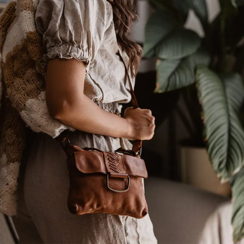 Asta - The Shoulder Handbag