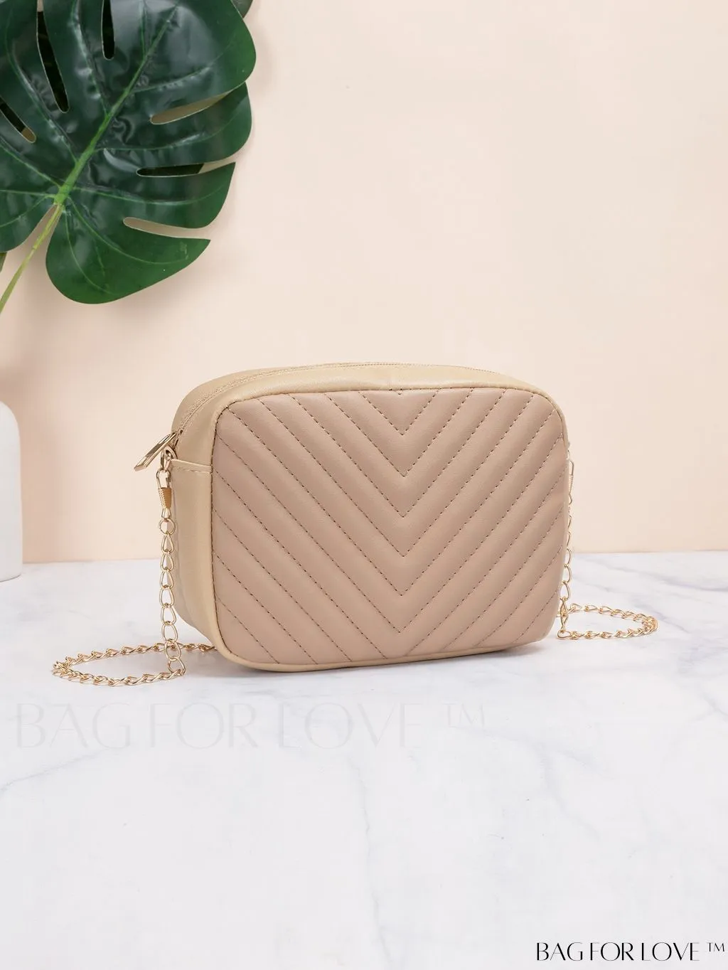 BagForLove - Compact Crossbody Chain Bag with Chevron Embossed Design