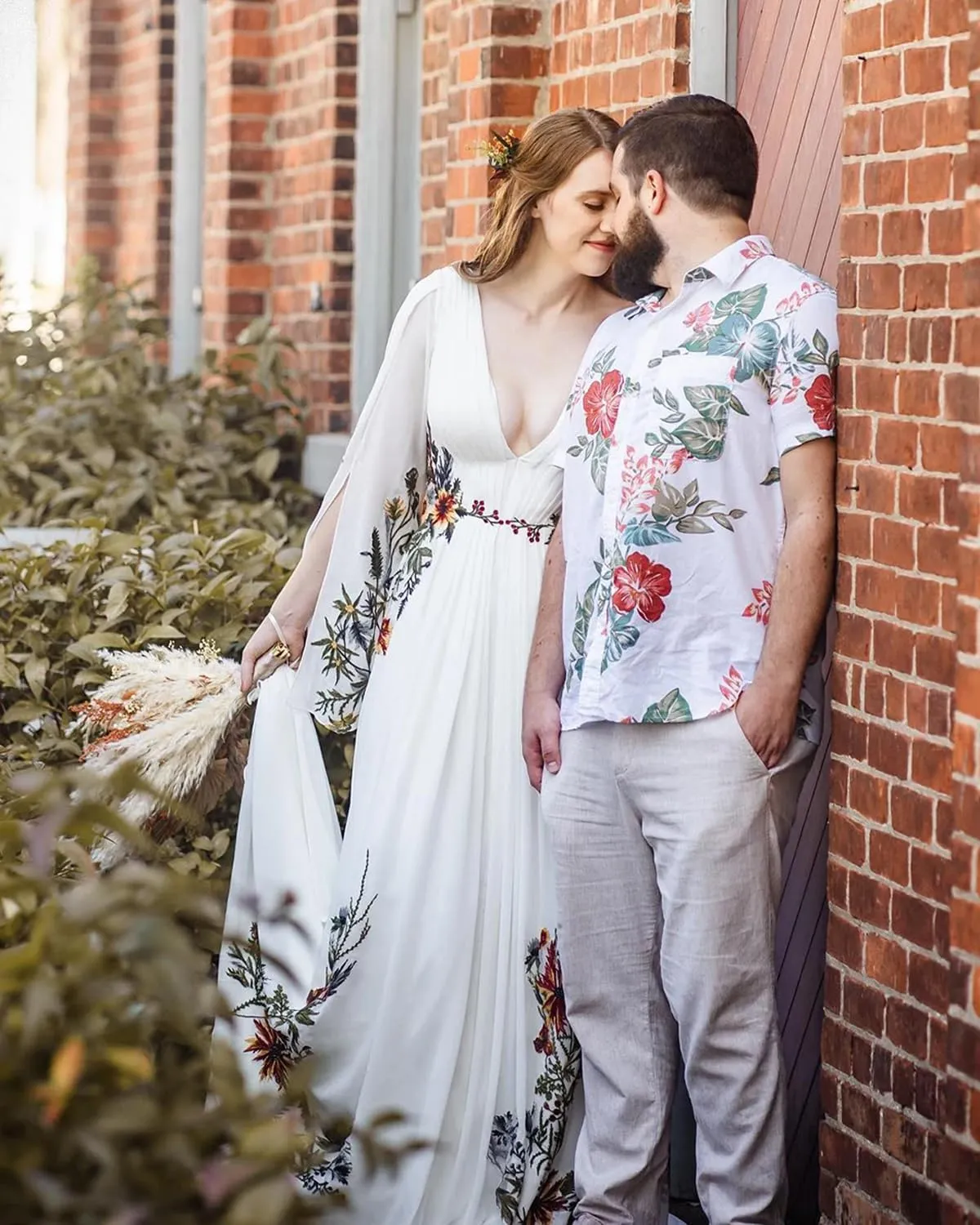 Boho Wedding Dresses for Bride 2025 Floral Embroidered Chiffon Long Sleeve V Neck A Line Bridal Gown