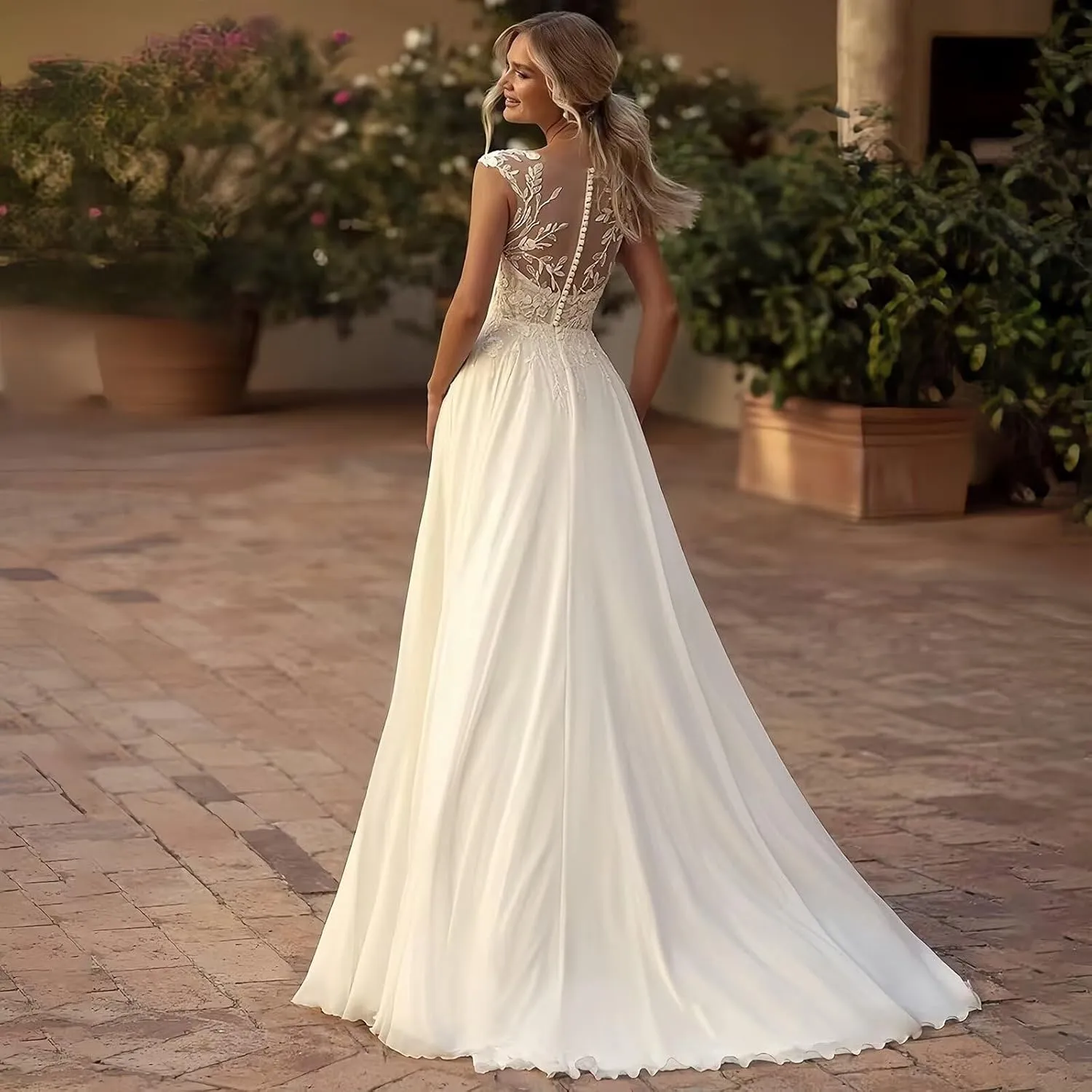 Chiffon Wedding Dresses for Bride 2025 Lace Applique Plus Size Sleeveless A-Line Long Bridal Gowns with Slit