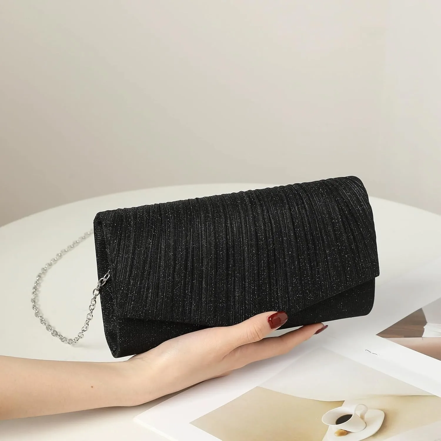 Clutch Purses for Women, Glitter Evening Bag with Chain Strap, Formal Pleated Design for Wedding, Cocktail, Party