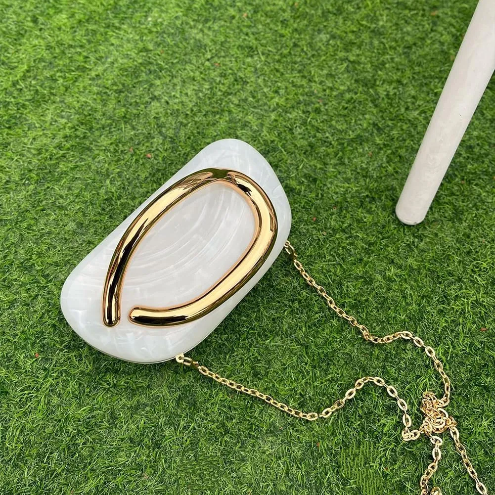Clutch Purses for Women Gold Metal Evening Clutch Handbag Retro Burgundy Purse Chain Crossbody Bag Chic Party Bag