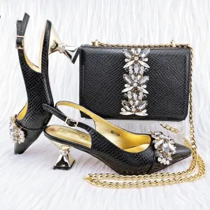 Embossed Varnish with Large Diamonds adorns Classic Noble Women's Shoes and Bag Sets(42)