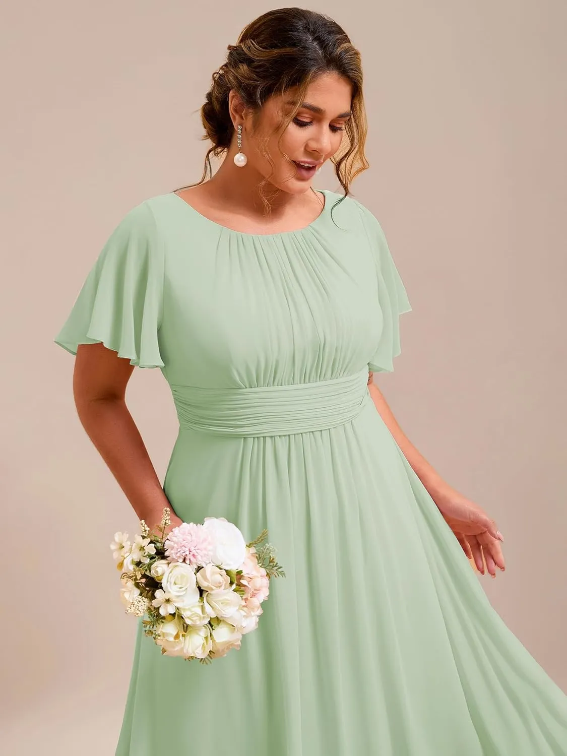 Ever-Pretty Plus Women's Summer Round Neck A Line Pleated Chiffon Short Sleeves Plus Size Formal Gowns Bridesmaid Dresses