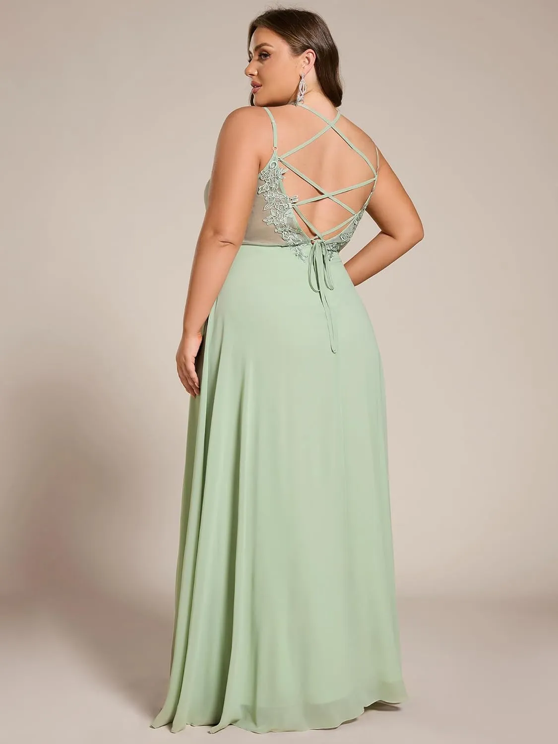 Ever-Pretty Women's Pleated Backless Applique V Neck A Line Chiffon Sleeveless Plus Size Bridesmaid Dresses 01692-DA