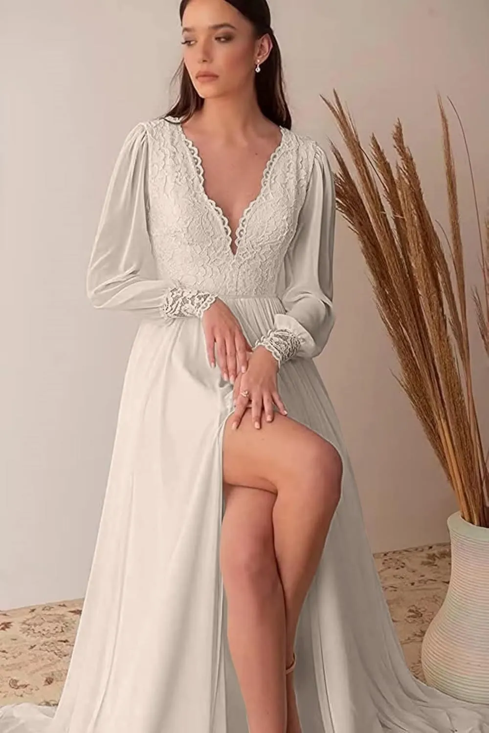 Fair Lady Wedding Dresses for Bride 2025 V Neck Beaded Straps Lace Appliques Bridal Gown for Women