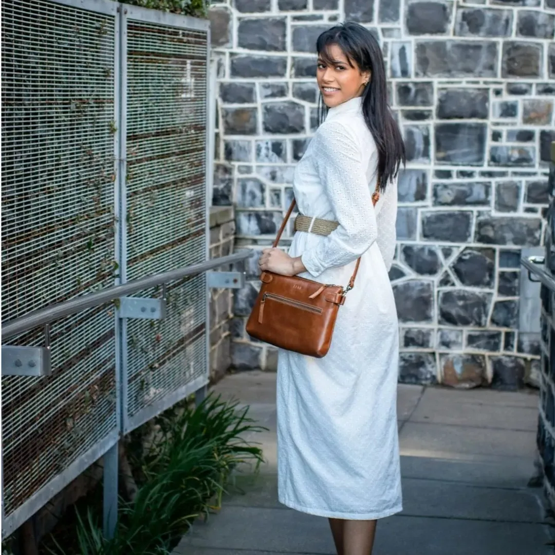 Ibiza Crossbody in Waxy Tan