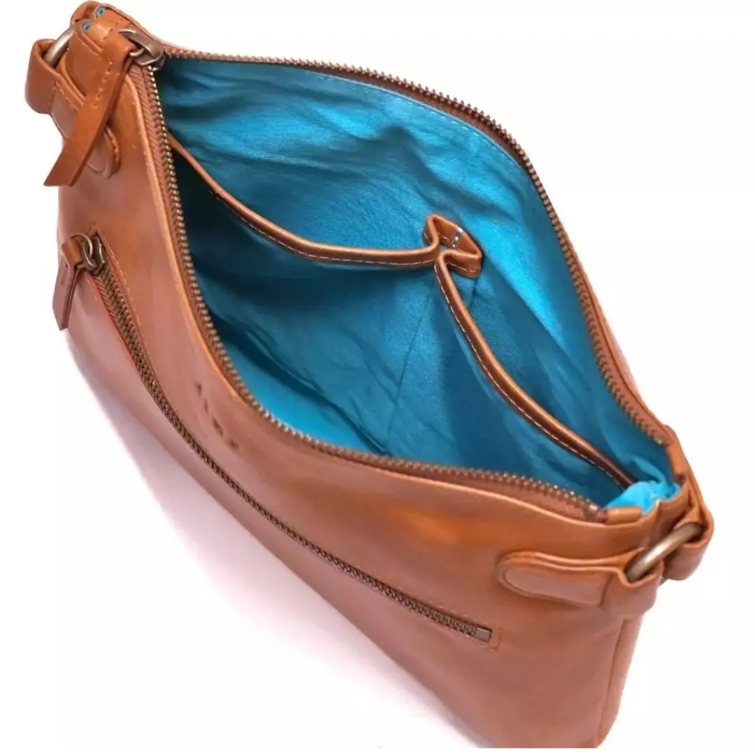 Ibiza Crossbody in Waxy Tan