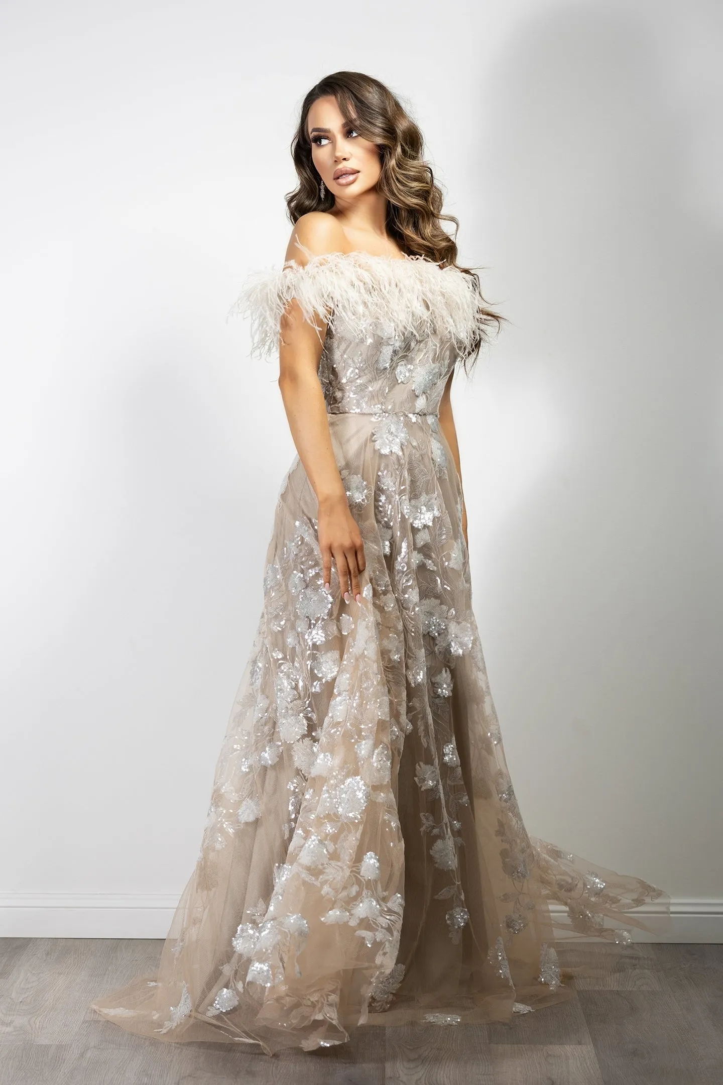 Jardin Gown- Champagne.