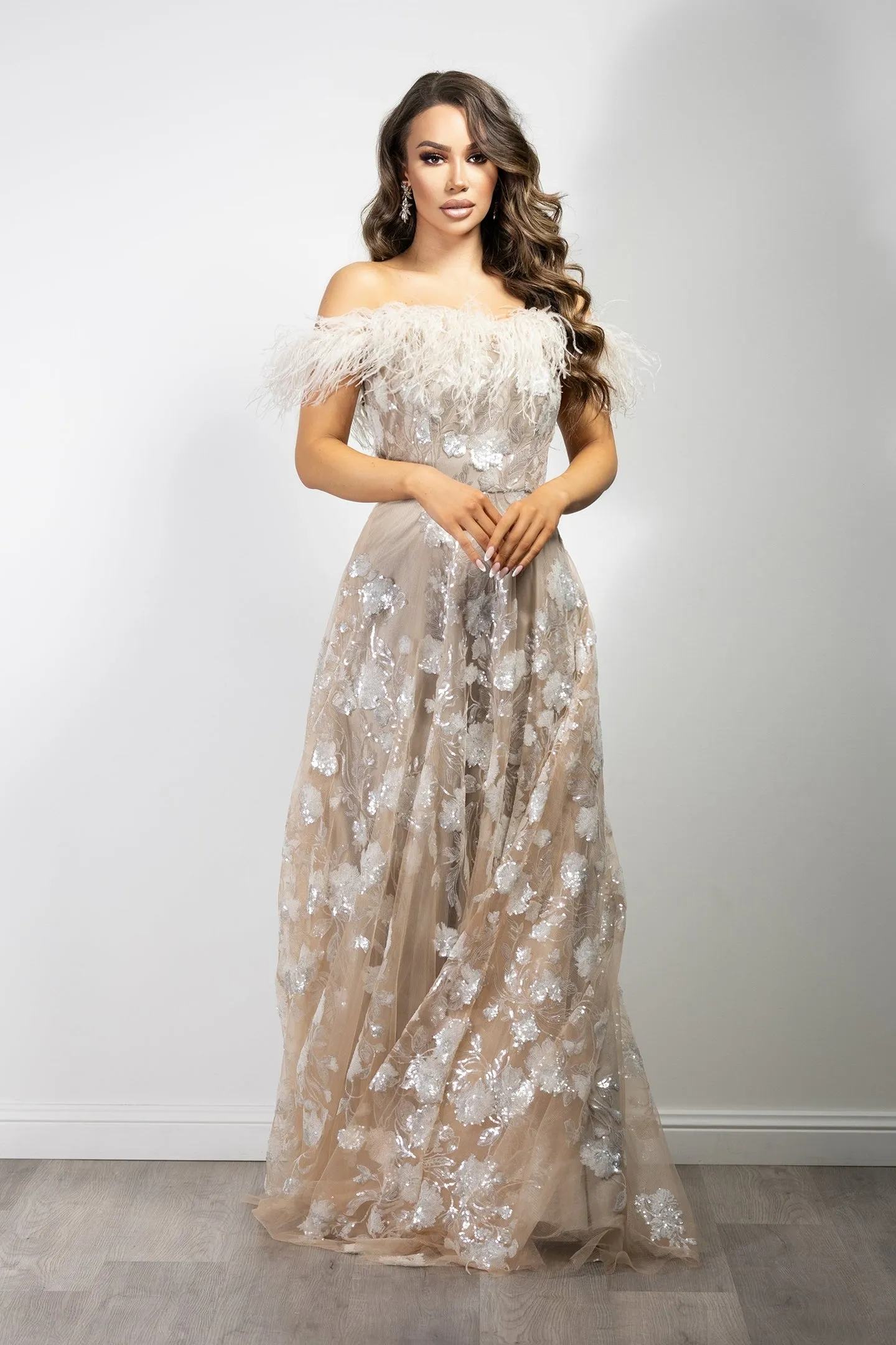 Jardin Gown- Champagne.