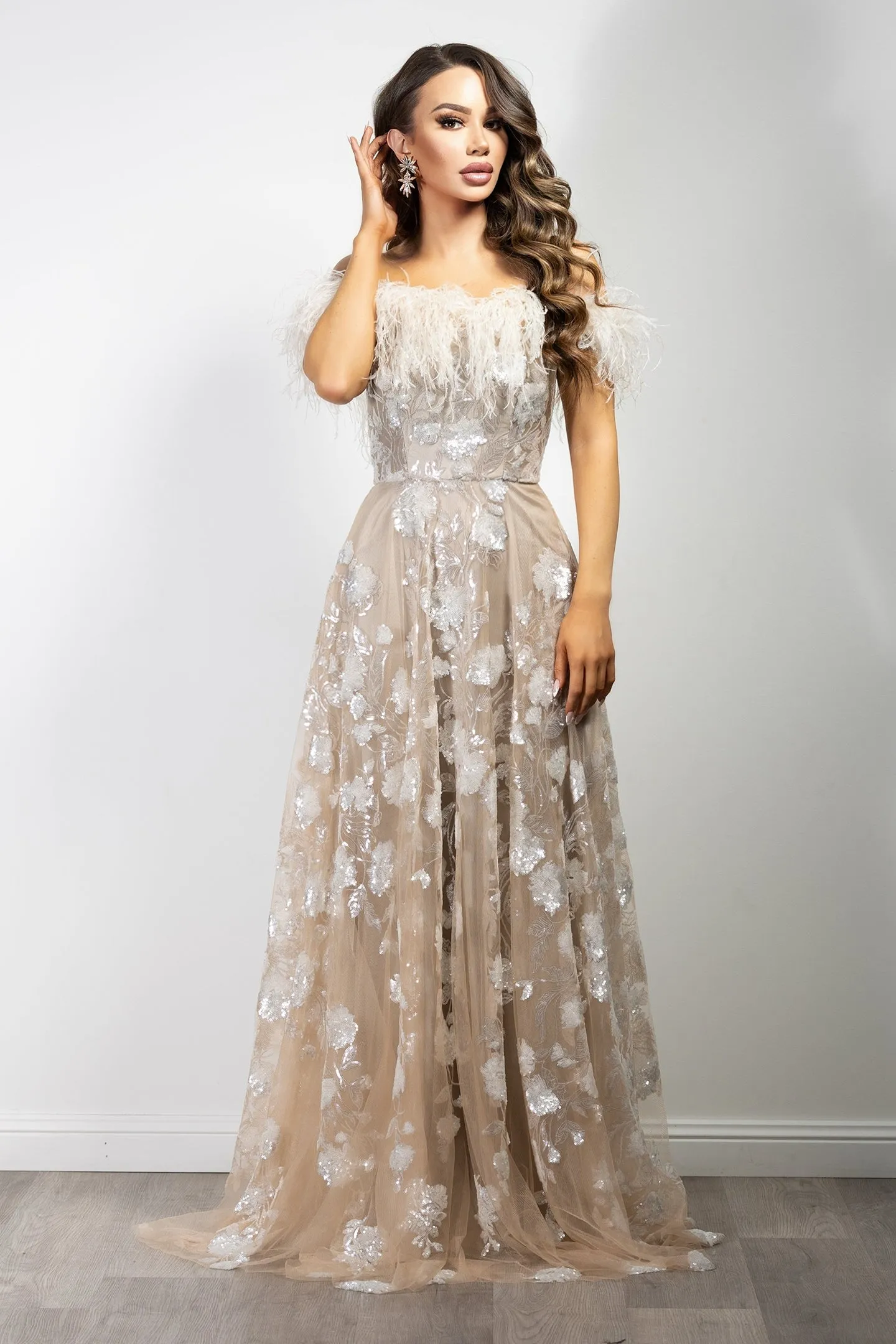 Jardin Gown- Champagne.