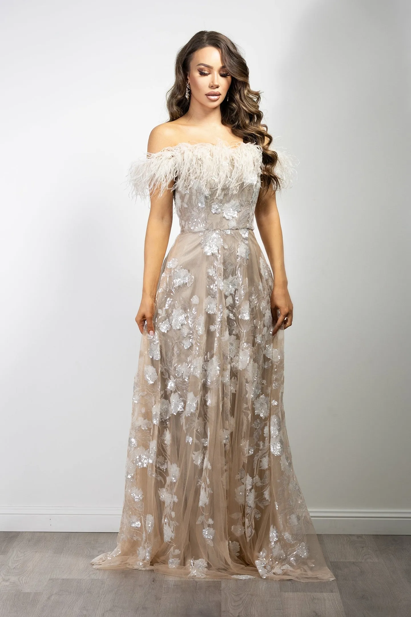 Jardin Gown- Champagne.
