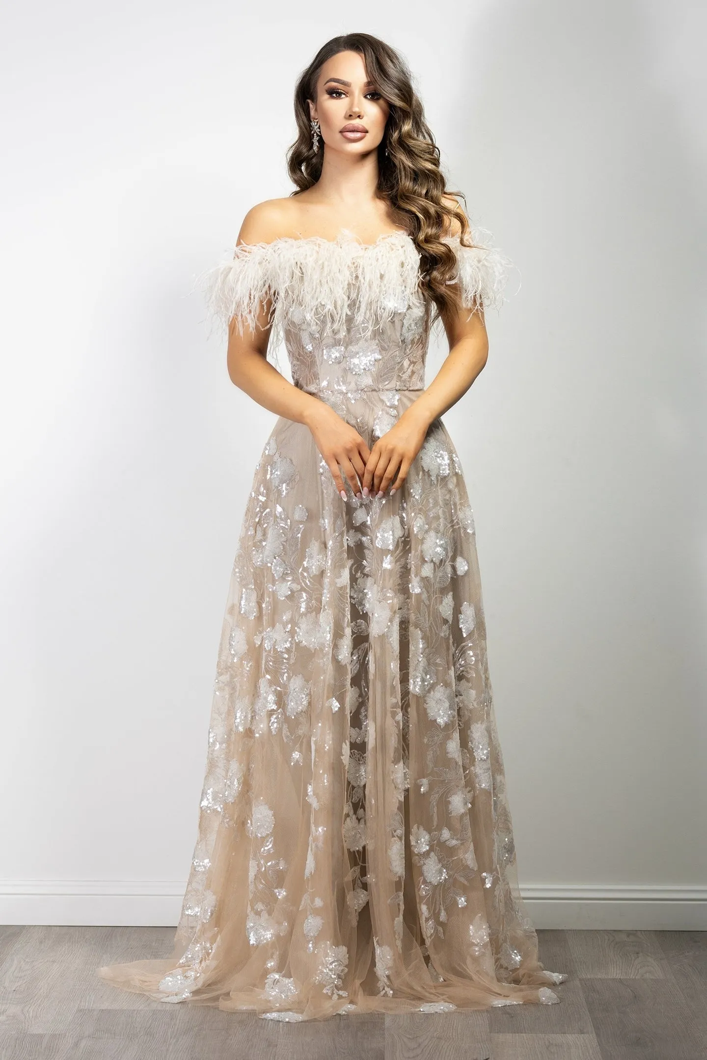 Jardin Gown- Champagne.