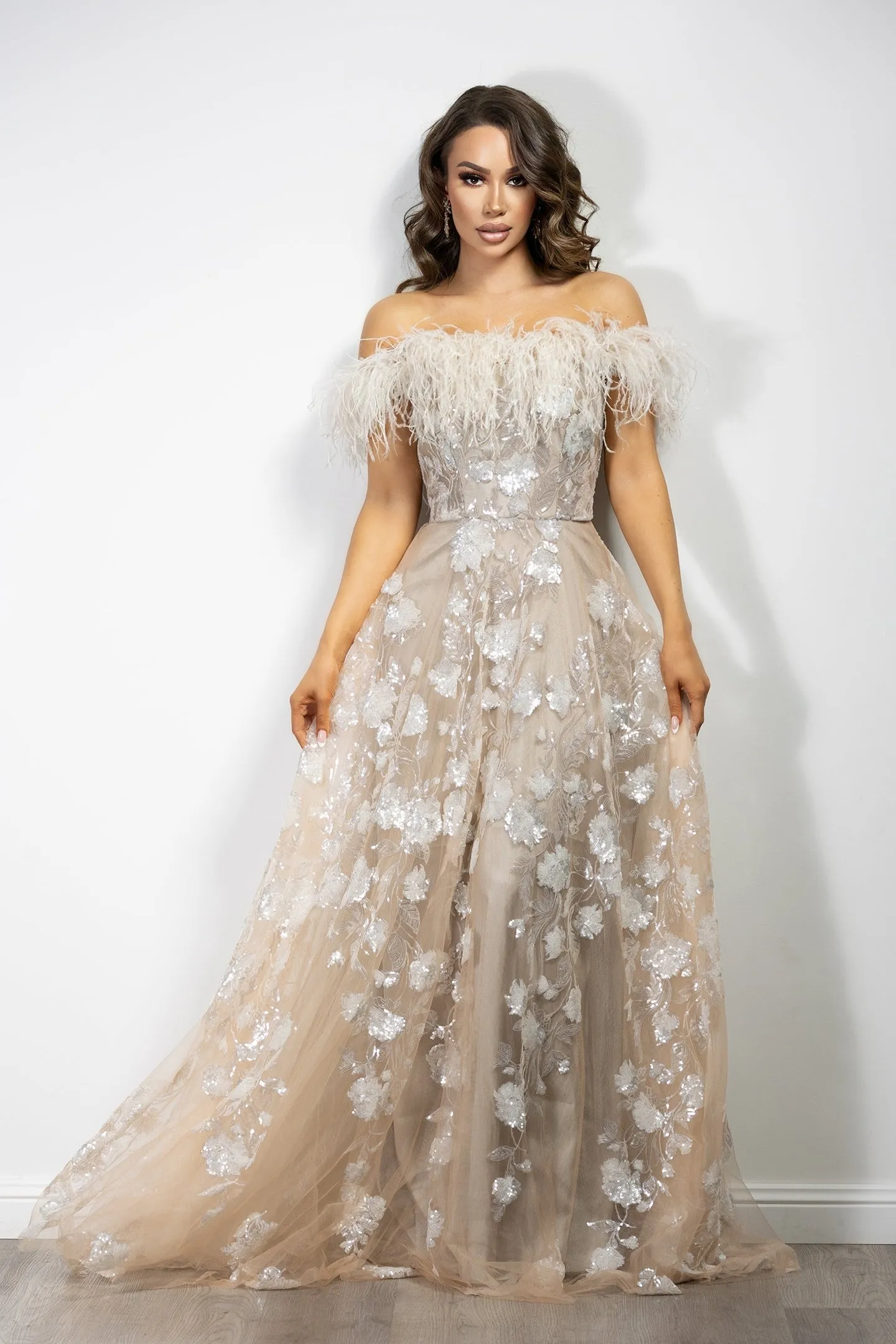 Jardin Gown- Champagne.