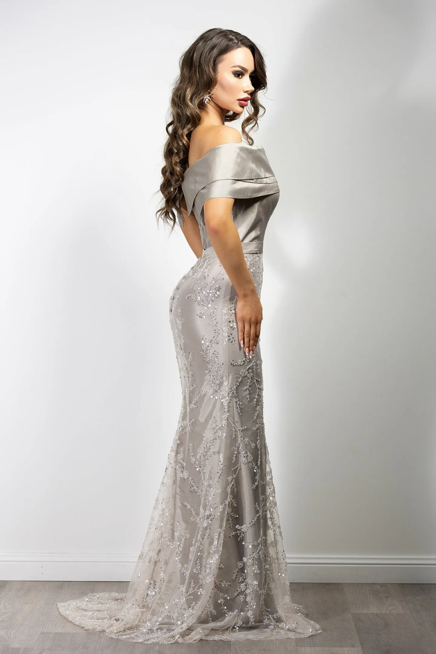 Opulence Gown- Champagne.