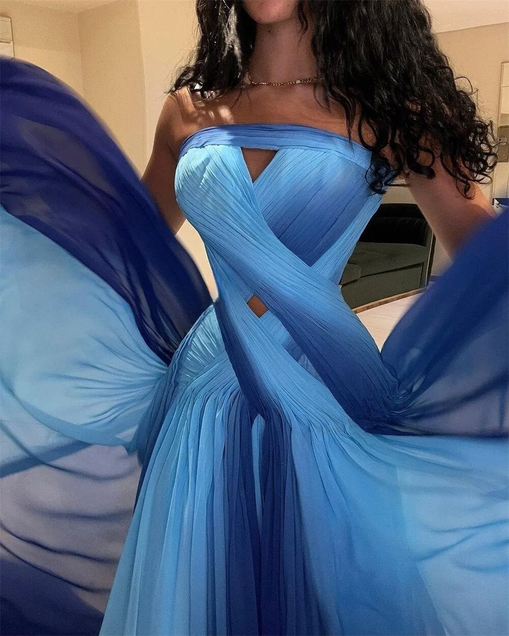 Prom Dresses Exquisite Strapless A-line Chiffon Occasion Evening Gown