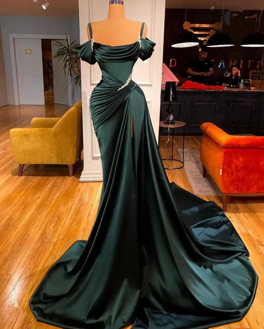 Spaghetti Straps Mermaid Slit Prom Dresses 2024 Beaded Long Satin Formal Evening Gowns for Women