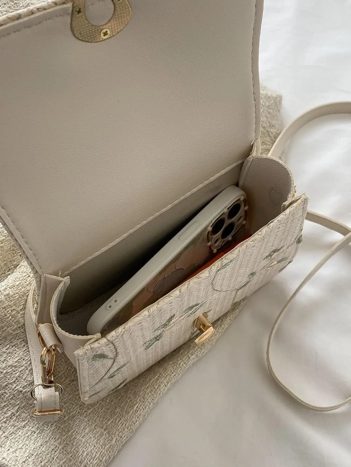 SweatyRocks Women's Floral Print Straw Shoulder Bag Flap Summer Woven Crossbody Bag Saddle Bag