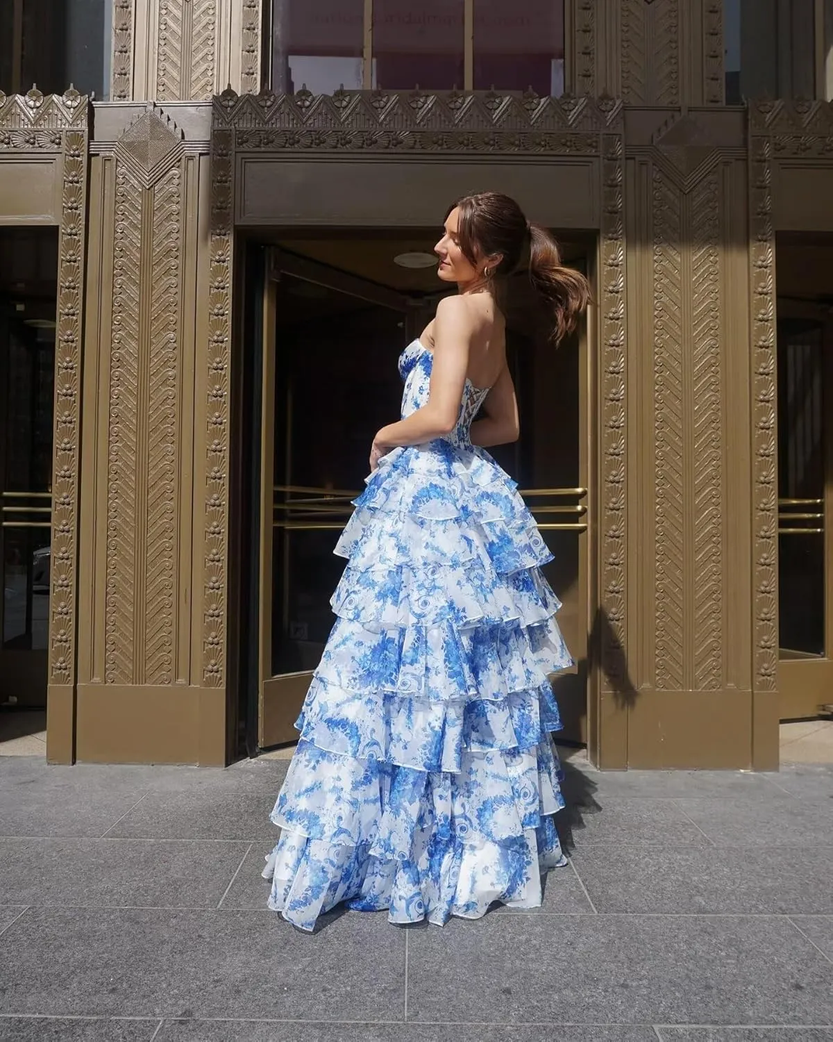 Tulle Floral Print Prom Dress Long Ball Gown Tiered Formal Dress Strapless Sweetheart Evening Gown with Pockets