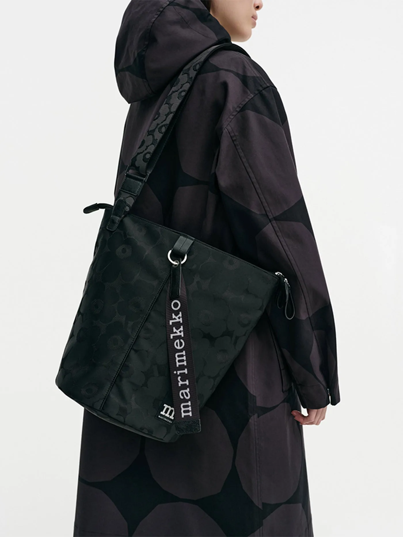 Unikko All Day Bucket Large Shoulder Bag