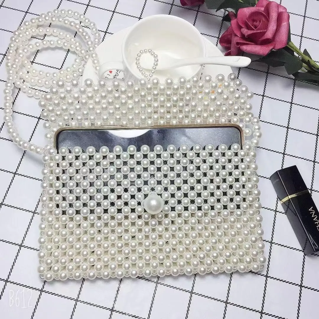 Women White Beaded Pearl Handbag Purse Vintage Pearl Clutch Pearl Bag Pearl Wrislet Mini Evening Bag for Party (Big)