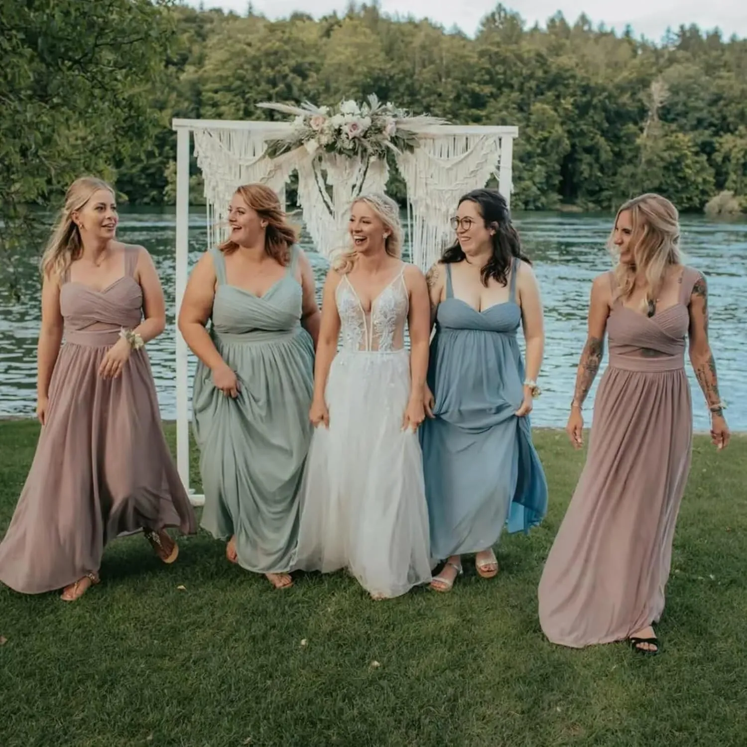 Women's Chiffon Bridesmaid Dresses for Wedding Long Pleated Cutout Formal Evening Dress